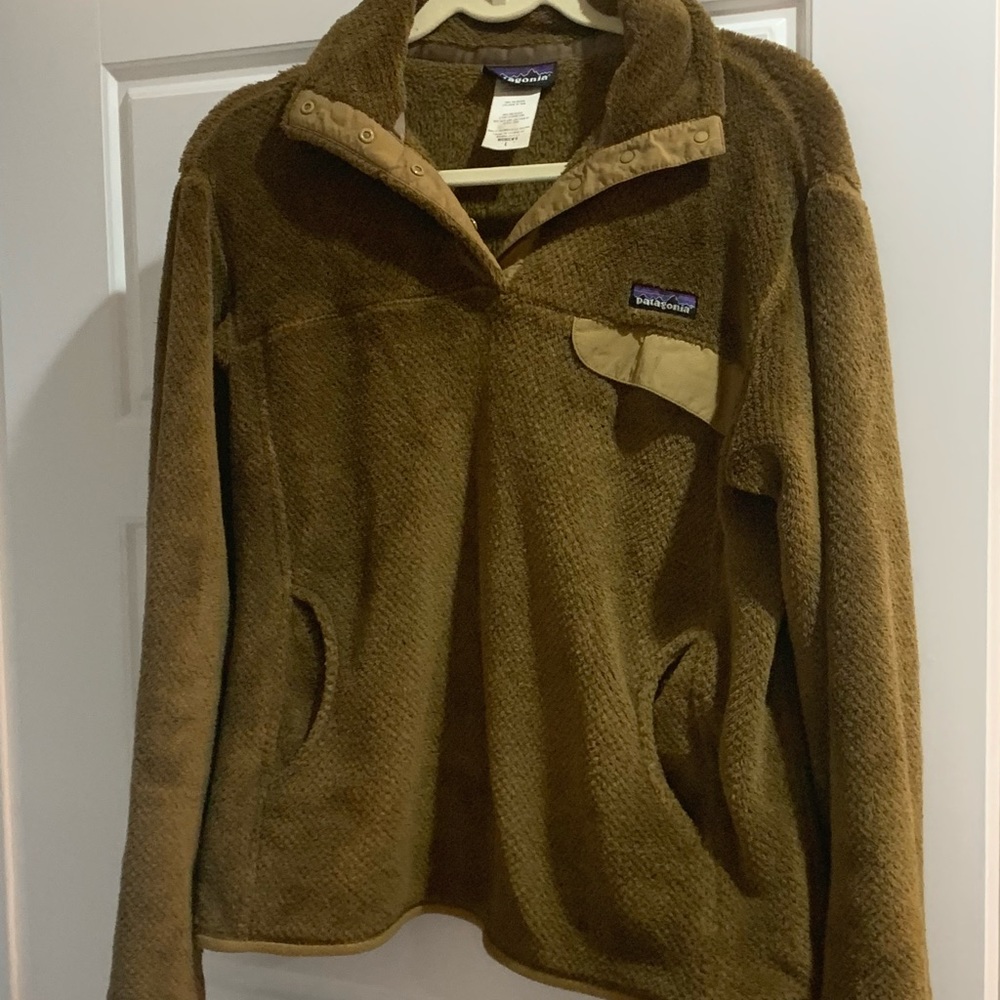 Patagonia pullover. Size large.